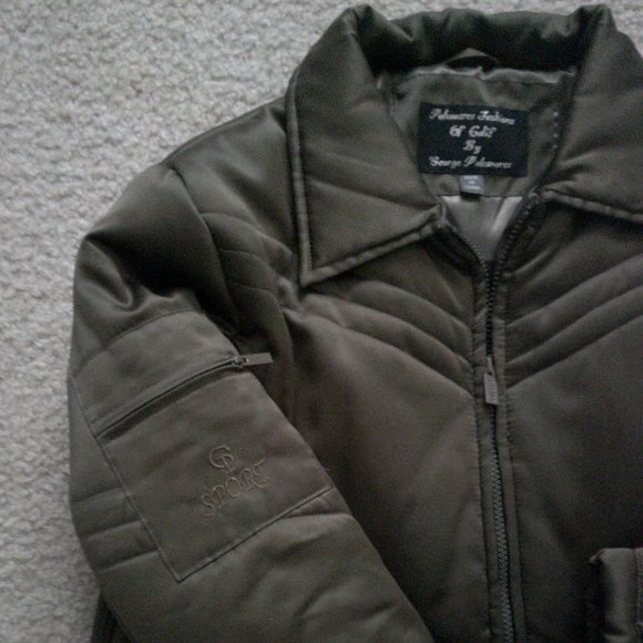 Lightweight Jacket: Olive Green. Zipper Sleeves & Shoulder Pockets. by Palomares - Picture 6 of 6